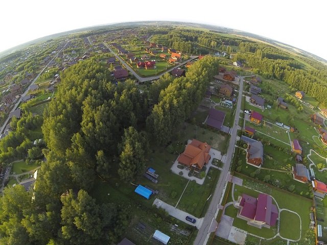 Панорамные виды поселка «Романовские дачи»