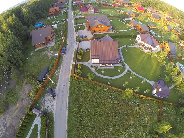 Панорамные виды поселка «Романовские дачи»