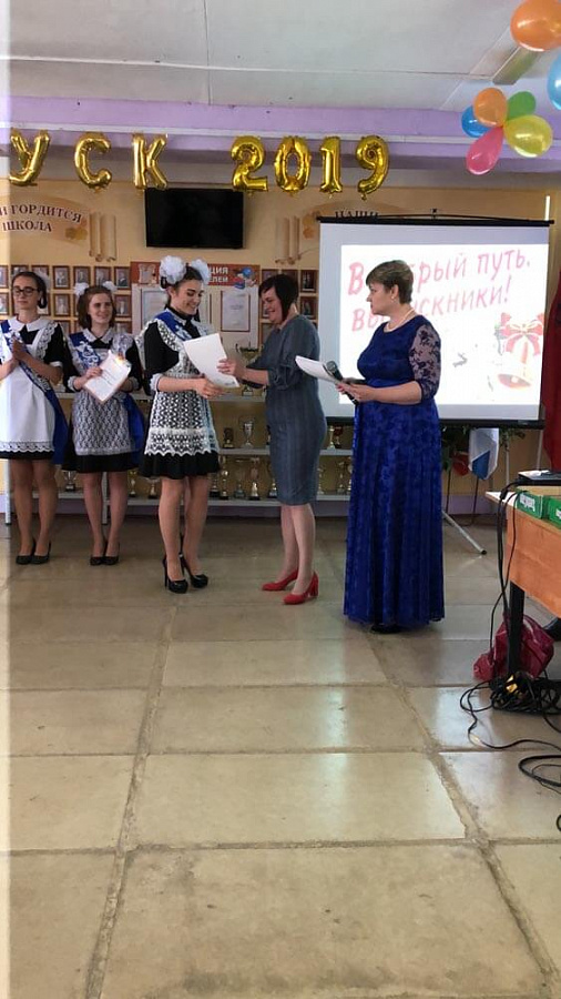 ДНП «Романовские дачи» поздравили выпускников 2019 года