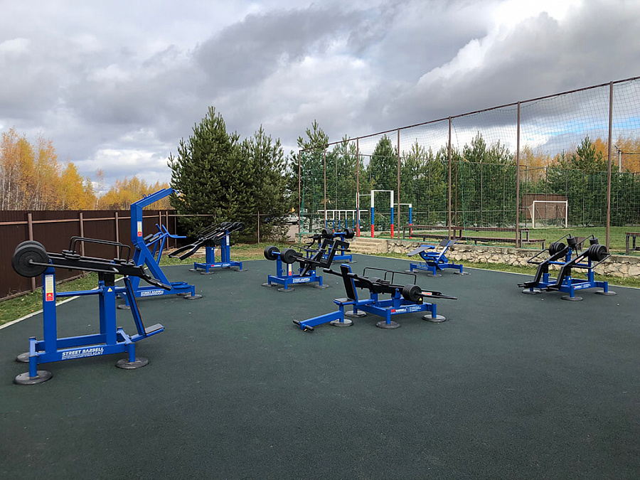 Спортивная площадка поселка